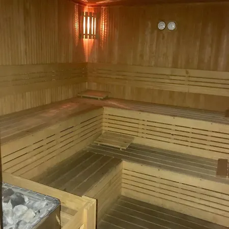 Modern Comfort Steps From Taksim Appartement *