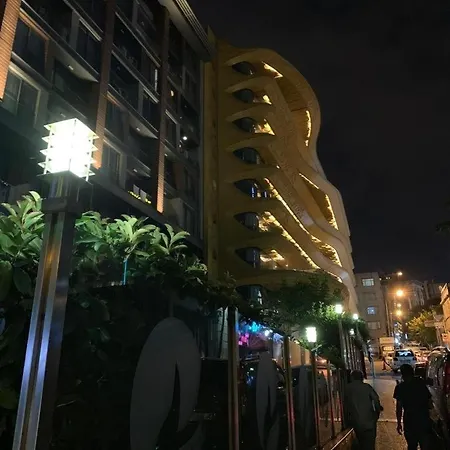 Διαμέρισμα Modern Comfort Steps From Taksim