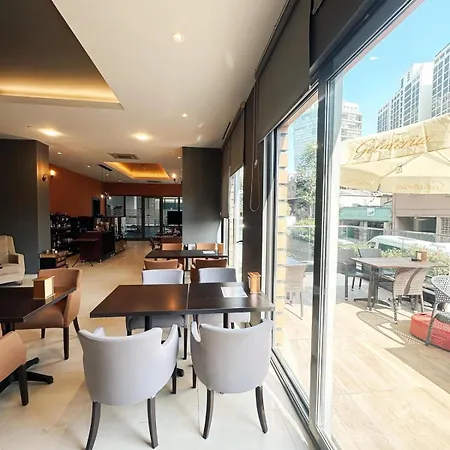 Modern Comfort Steps From Taksim