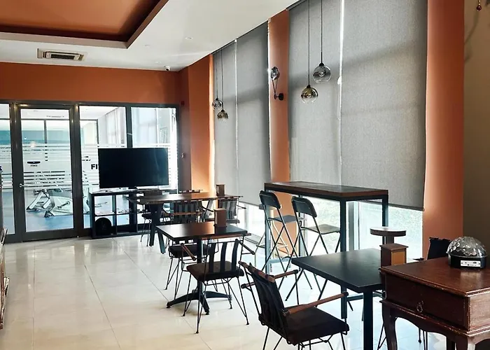 Apartment Modern Comfort Steps From Taksim