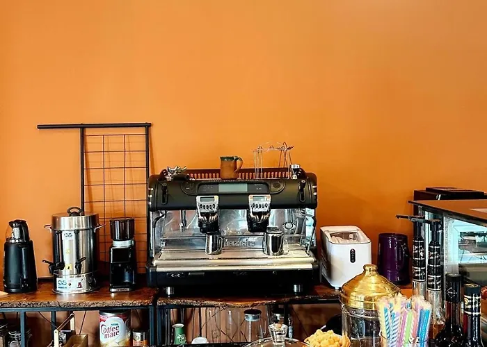 Modern Comfort Steps From Taksim Apartment