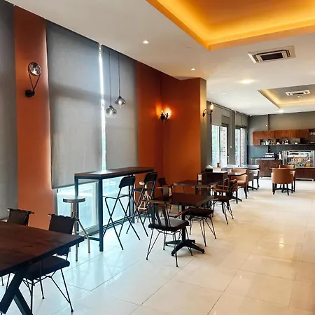 Apartment Modern Comfort Steps From Taksim Istanbul